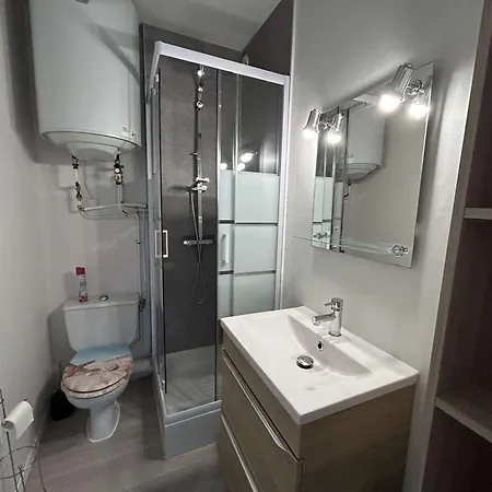 Renove, 2 Couchages, Mer, Commerces, 6e Etage, Tv, Balcon, Animaux Admis - Fr-1-224c-138 Apartment